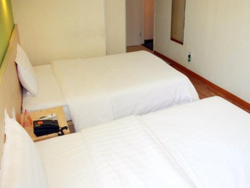 7Days Inn Huangshan Railway Station Екстер'єр фото